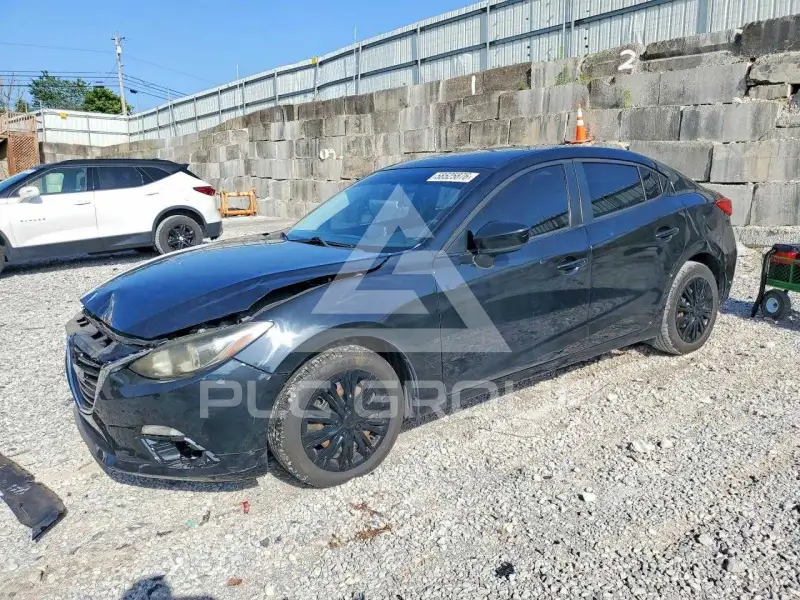 2016 Mazda 3 photo