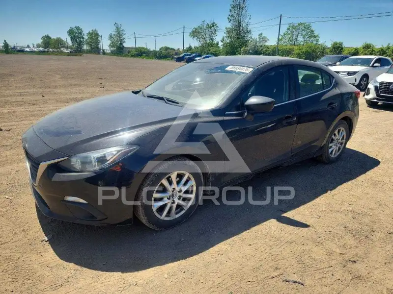 2016 Mazda 3 photo