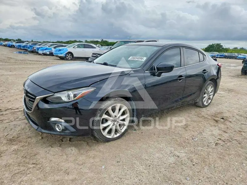 2016 Mazda 3 photo