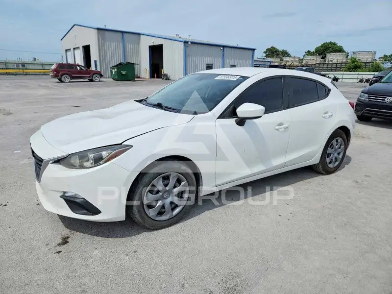 2016 Mazda 3 фото