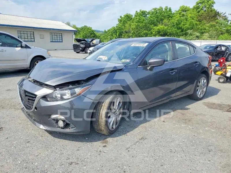 2016 Mazda 3 фото