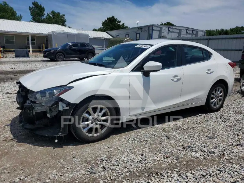 2016 Mazda 3 фото