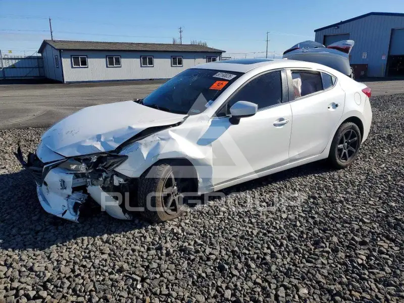 2016 Mazda 3 фото