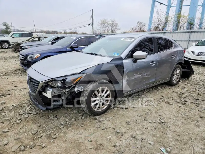 2016 Mazda 3 photo