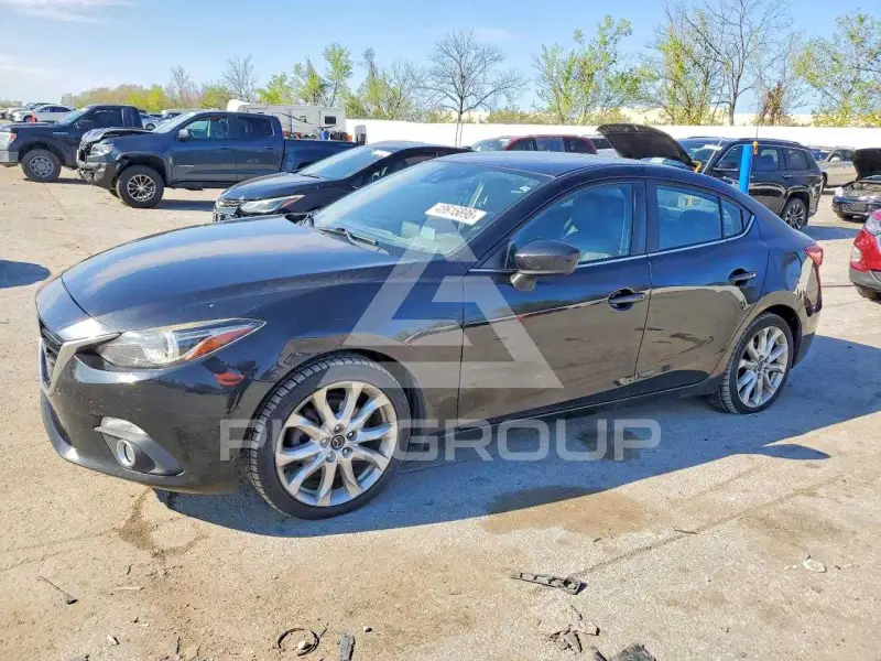 2016 Mazda 3 фото