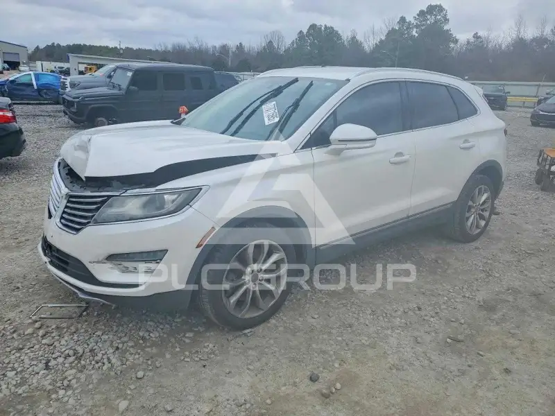 2016 Lincoln MKC photo