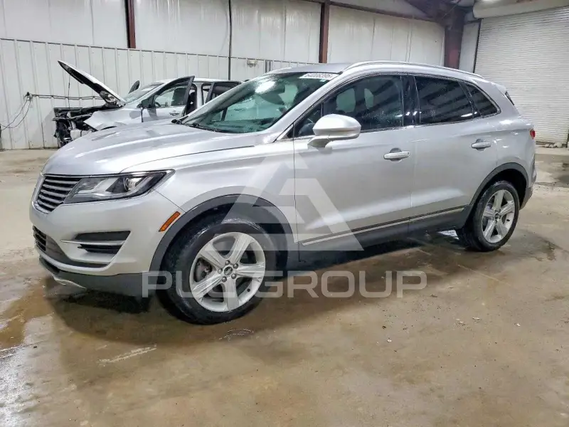 2016 Lincoln MKC photo