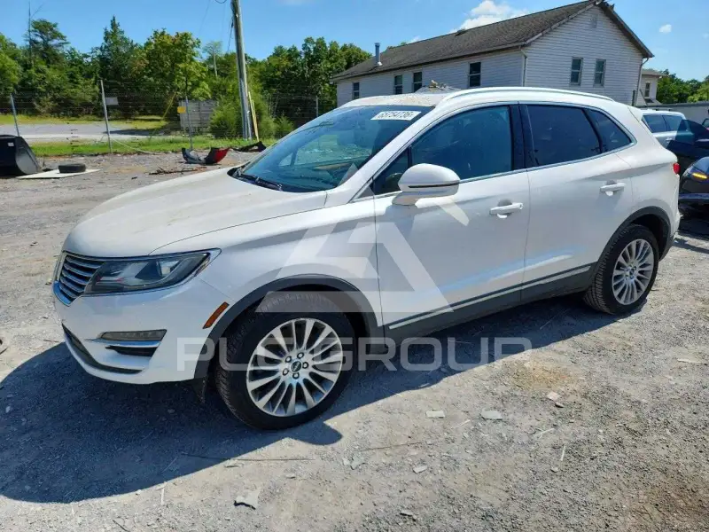 2016 Lincoln MKC photo