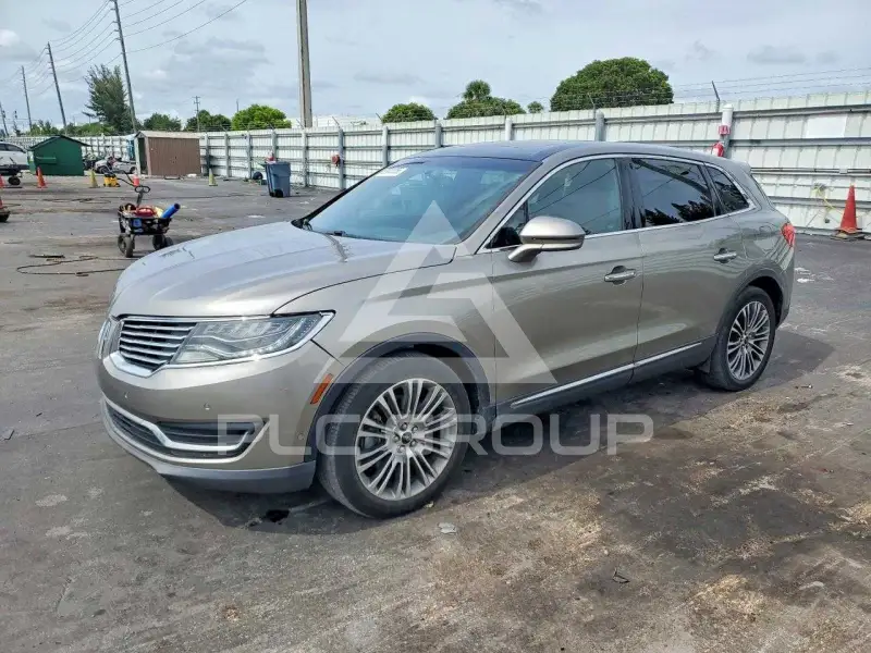 2016 Lincoln MKX photo
