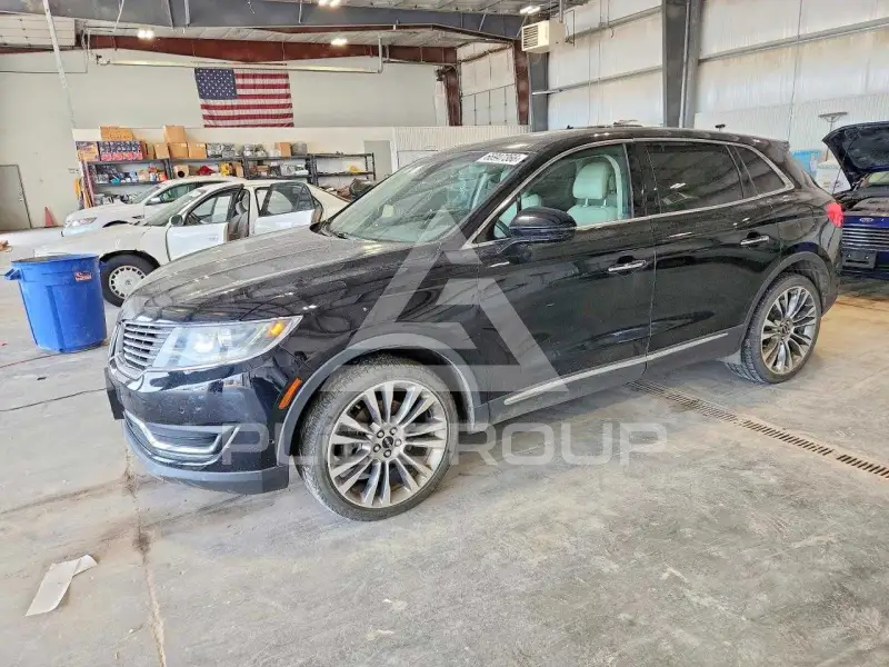 2016 Lincoln MKX photo