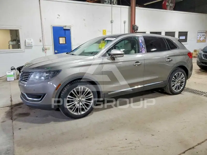 2016 Lincoln MKX photo