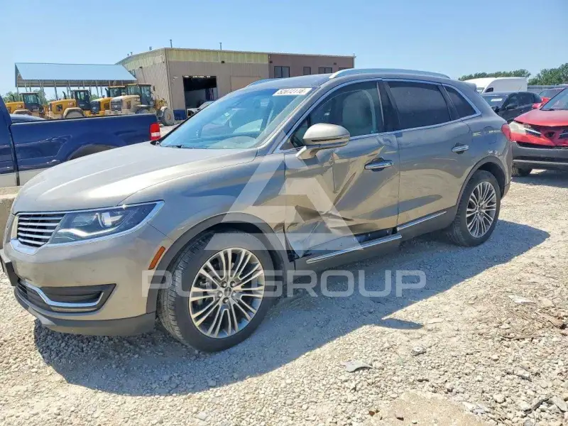 2016 Lincoln MKX photo