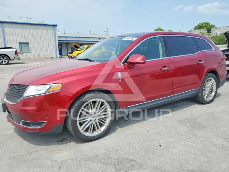 2016 Lincoln MKT фото