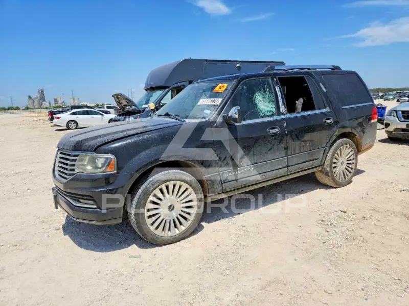 2016 Lincoln NAVIGATOR photo