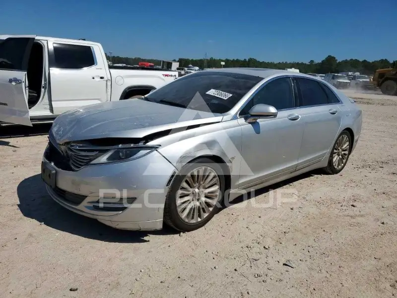 2016 Lincoln MKZ photo