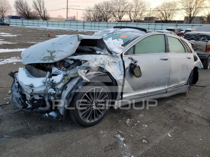 2016 Lincoln MKZ photo