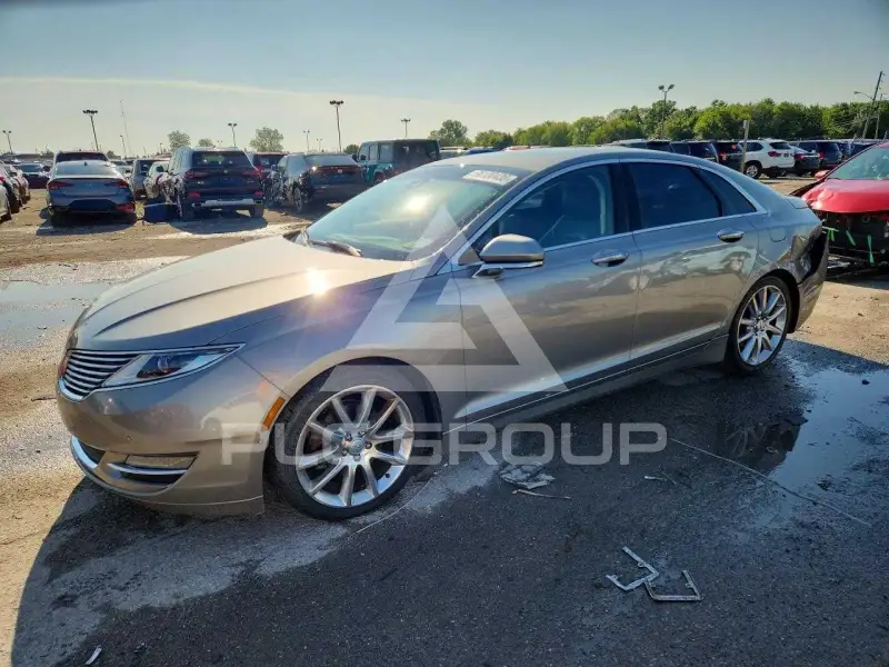 2016 Lincoln MKZ photo