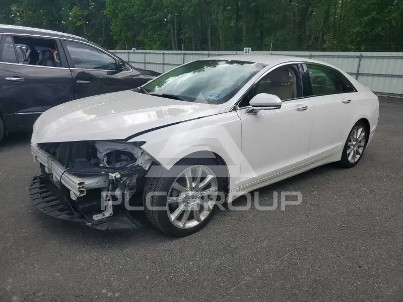 2016 Lincoln MKZ photo