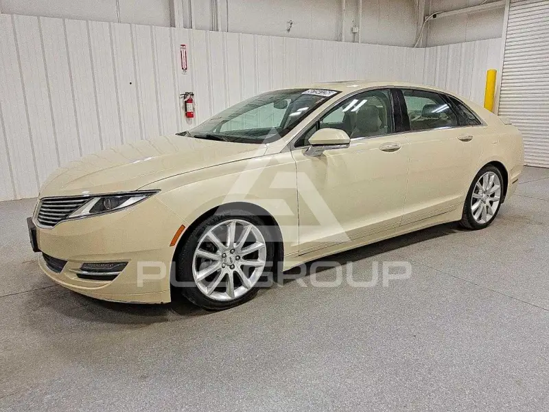2016 Lincoln MKZ photo