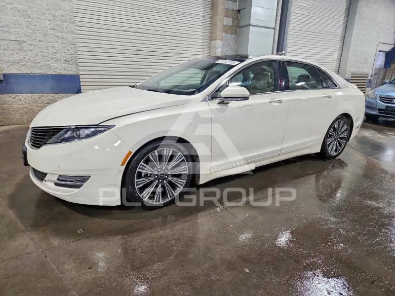 2016 Lincoln MKZ photo