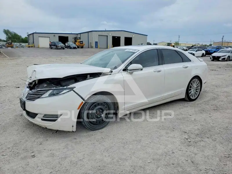 2016 Lincoln MKZ photo