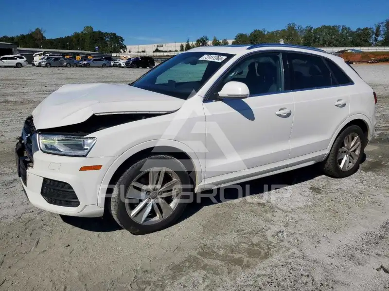 2016 Audi Q3 photo