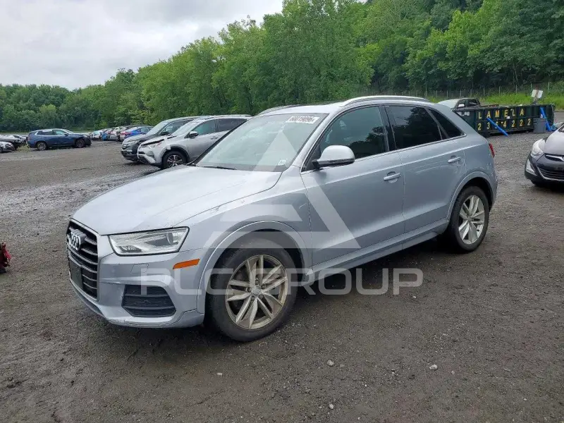 2016 Audi Q3 фото