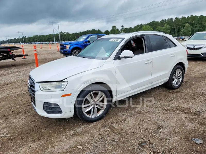2016 Audi Q3 фото