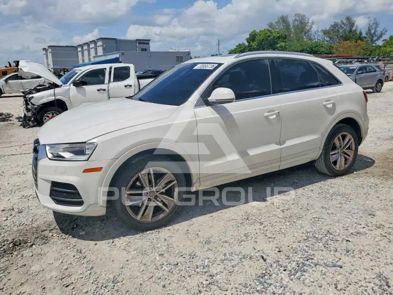 2016 Audi Q3 photo