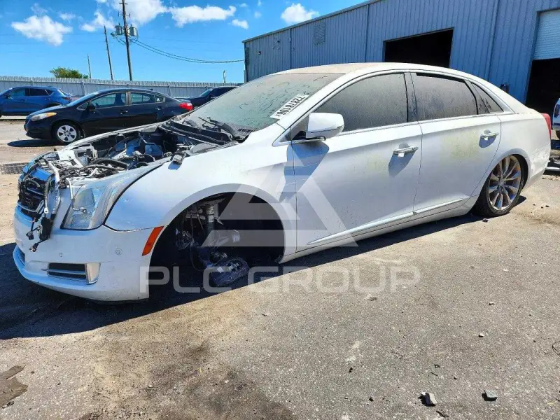 2016 Cadillac XTS photo