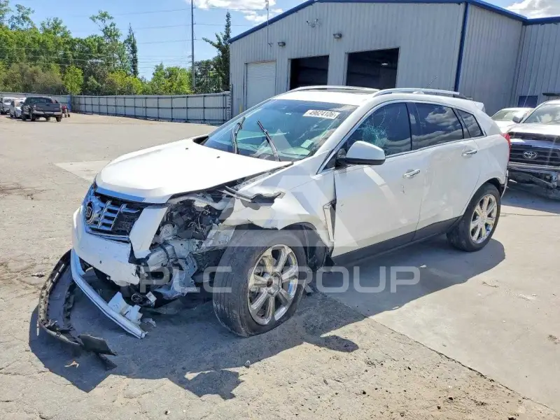 2016 Cadillac SRX фото