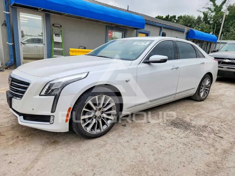 2016 Cadillac CT6 photo
