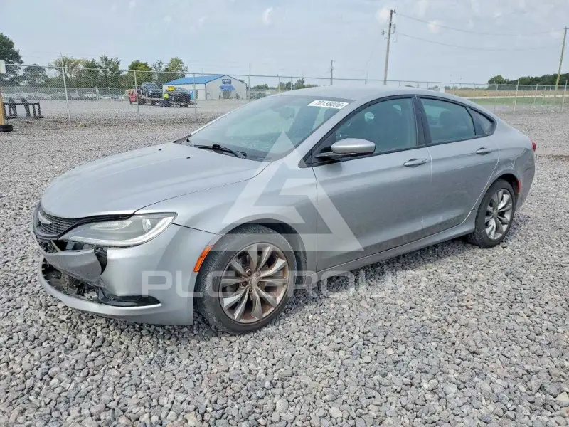 2016 Chrysler 200 фото