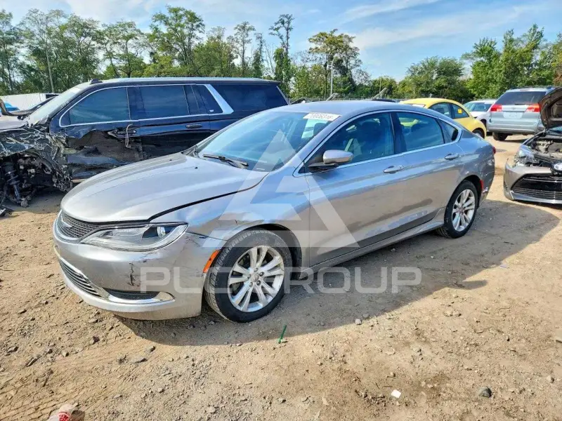 2016 Chrysler 200 фото