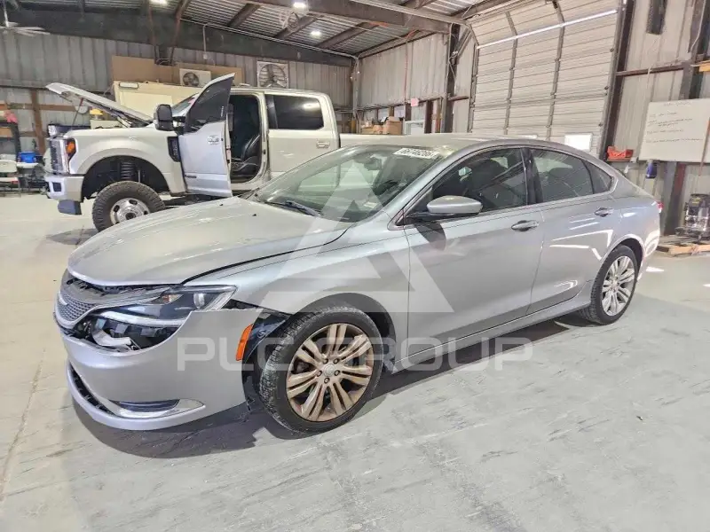 2016 Chrysler 200 фото