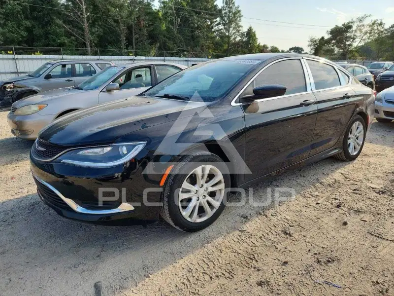 2016 Chrysler 200 photo