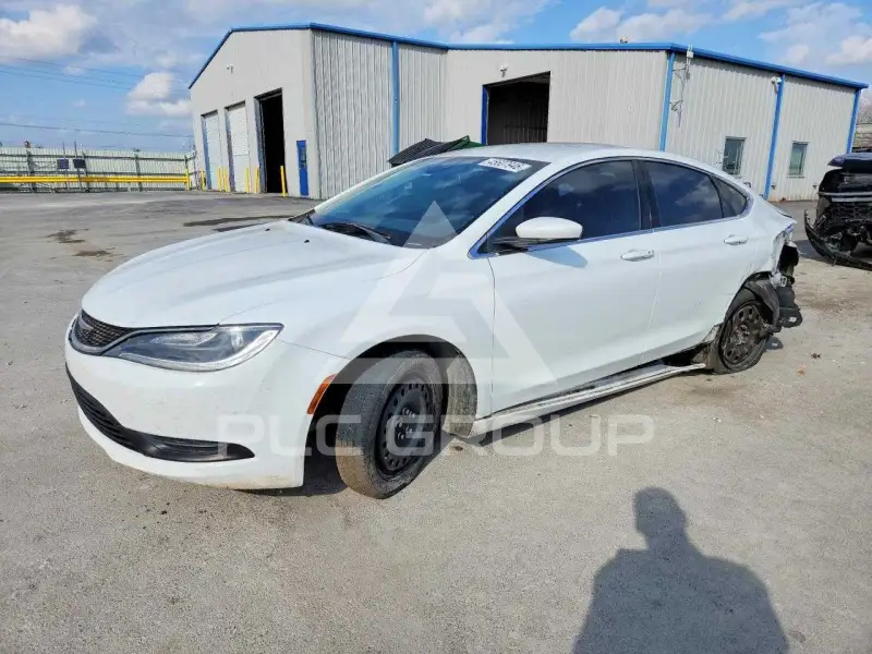 2016 Chrysler 200 фото
