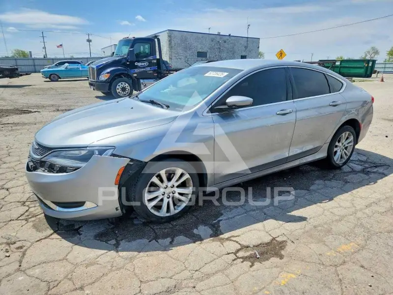 2016 Chrysler 200 photo