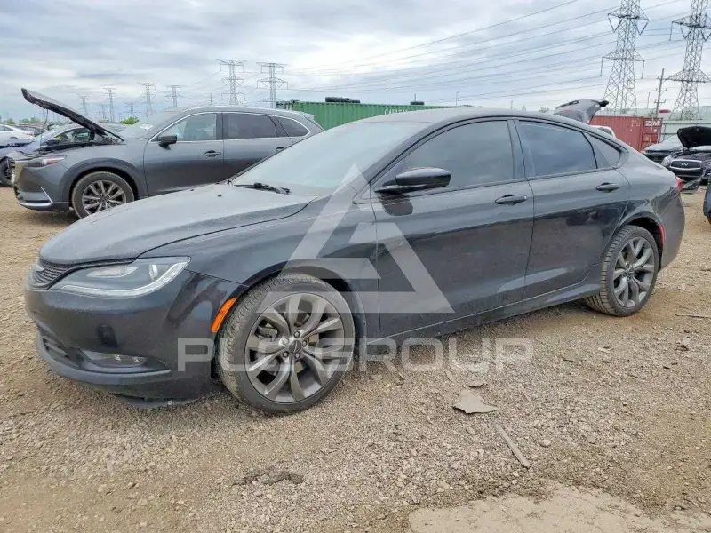 2016 Chrysler 200 photo