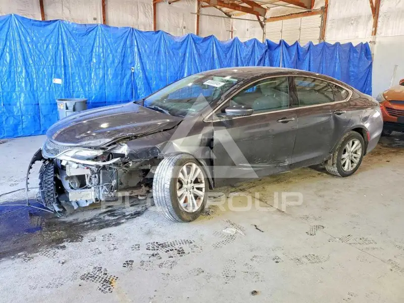 2016 Chrysler 200 фото