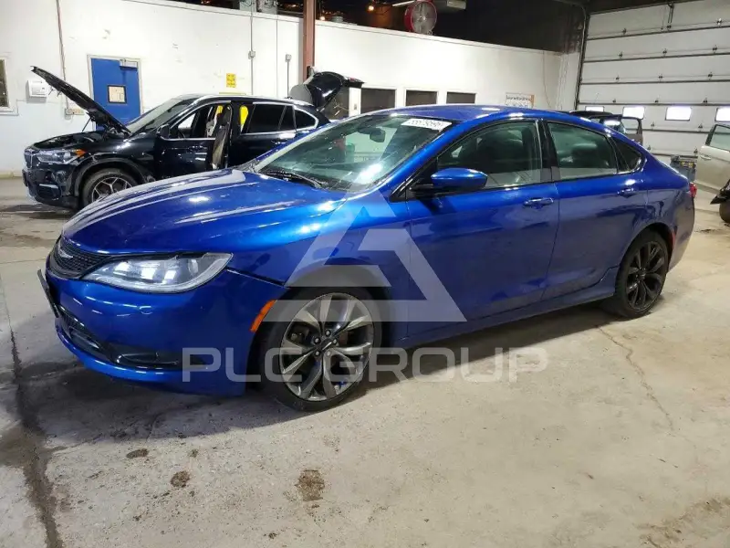2016 Chrysler 200 photo