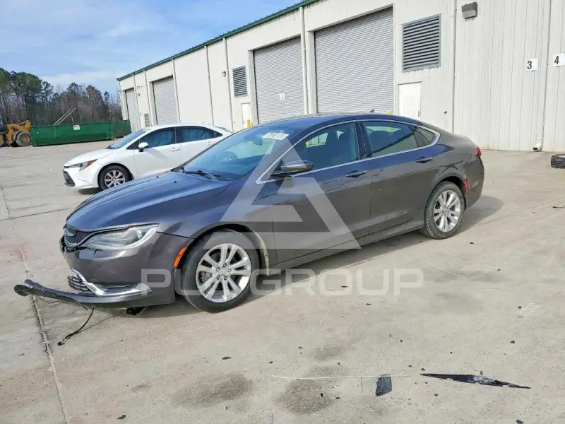 2016 Chrysler 200 фото