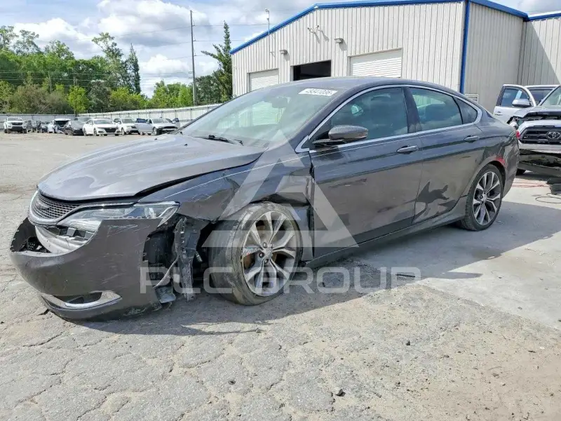 2016 Chrysler 200 фото