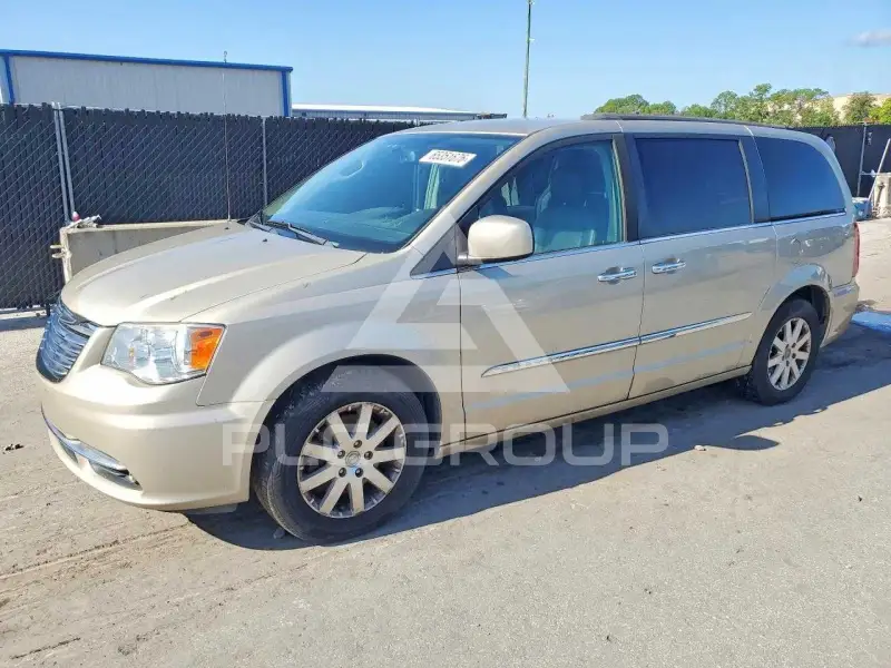 2016 Chrysler TOWN & COUNTRY фото