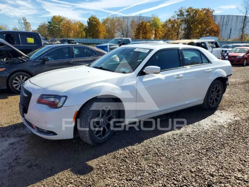 2016 Chrysler 300 фото