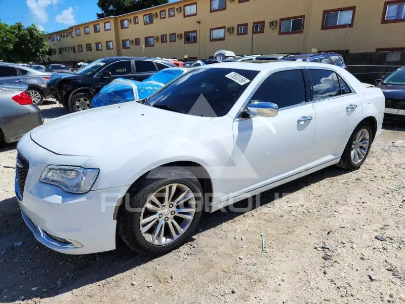 2016 Chrysler 300 фото