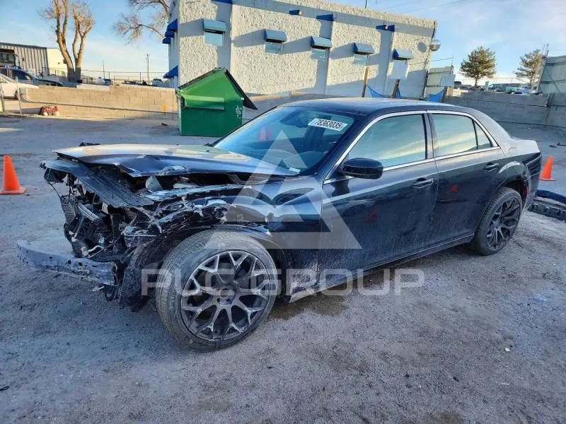 2016 Chrysler 300 фото