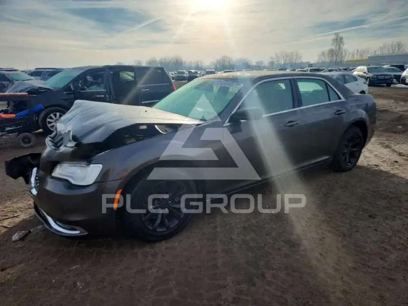 2016 Chrysler 300 фото