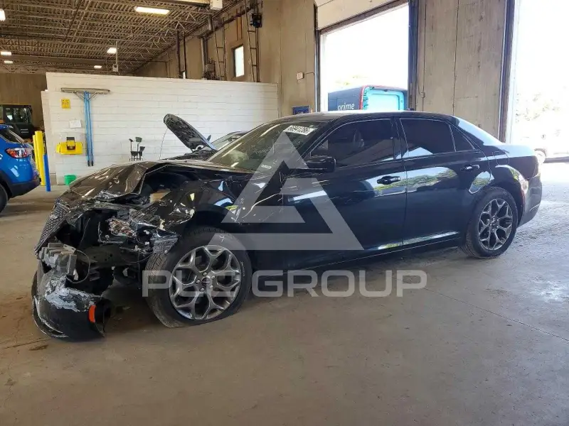 2016 Chrysler 300 фото