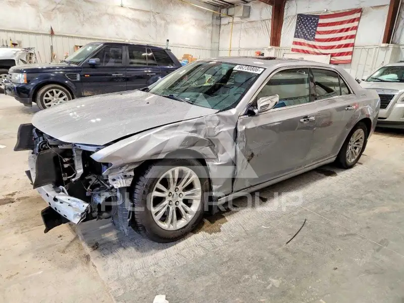 2016 Chrysler 300 фото